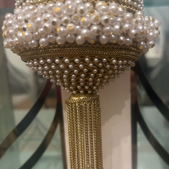 Beautiful Ramla Pearly Glam Bag - Gold and White - New without tag. - Picture 5 of 10